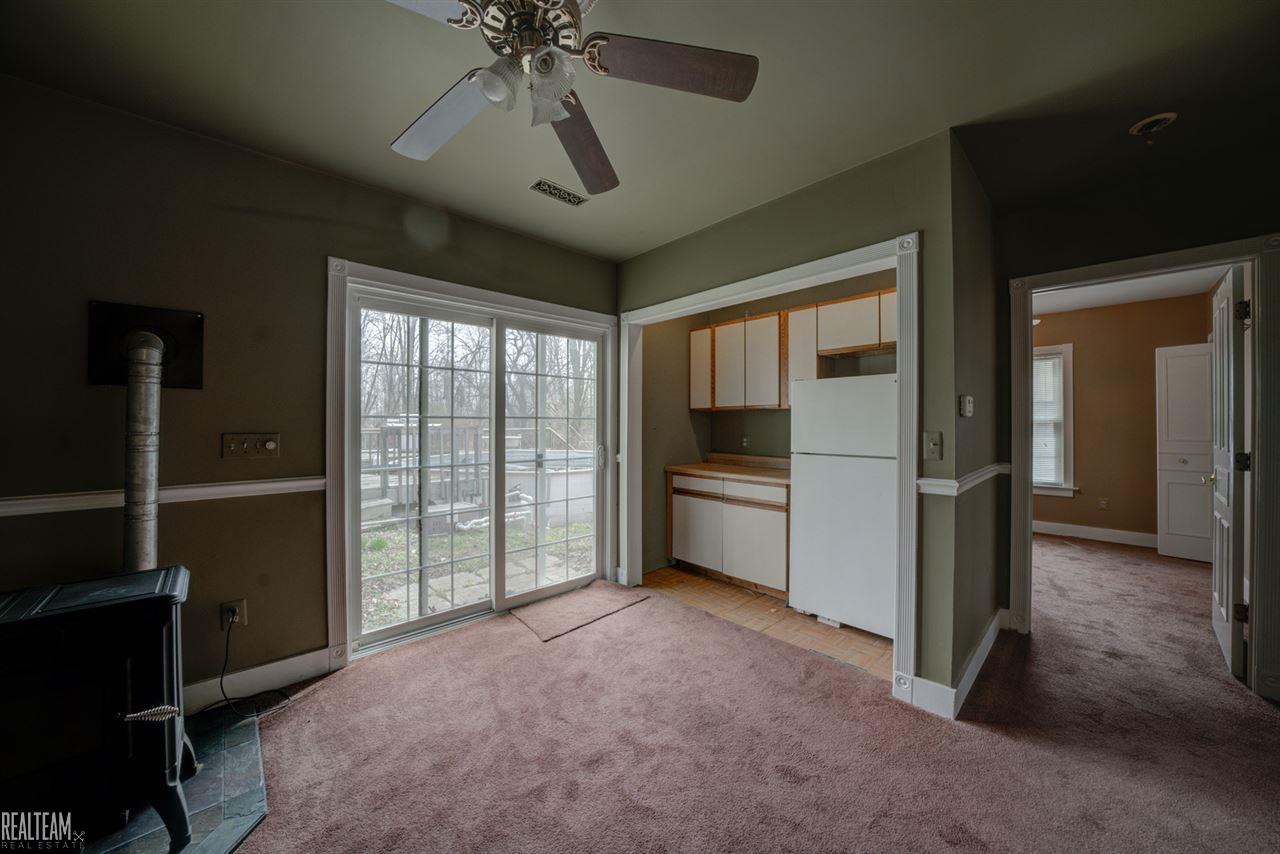 37820 Division Road Richmond, MI 48062 - Photo 6 of 39 31346131-5.JPG