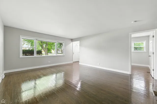 $177,400 | 14301 Kenwood Avenue, Dolton, IL 60419