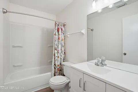 $165,000 | 7701 Baymeadows Circle West, Unit 1077, Jacksonville, FL 32256