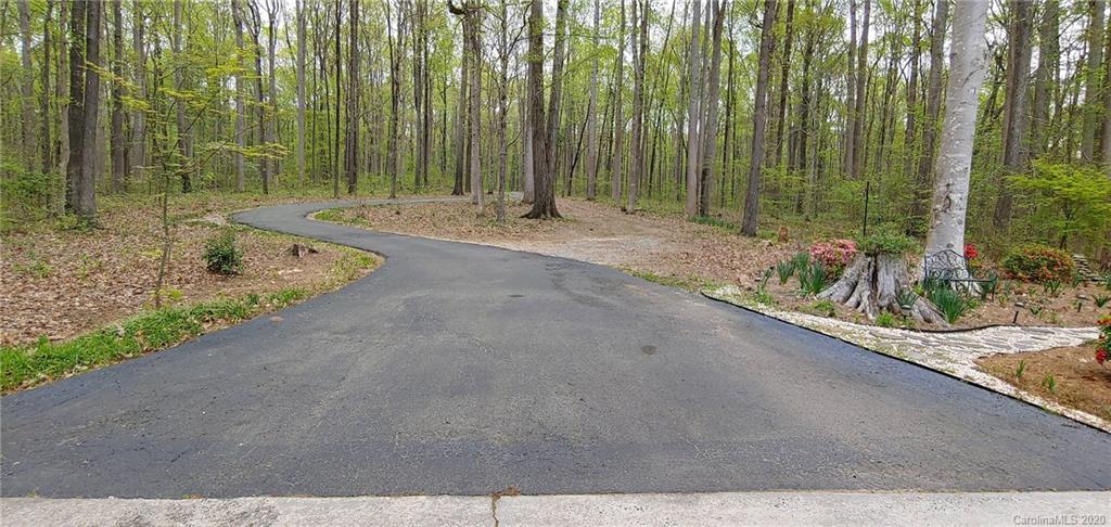 530 Compton Road Clover, SC 29710 - Photo 5 of 33 Gallery Image 5