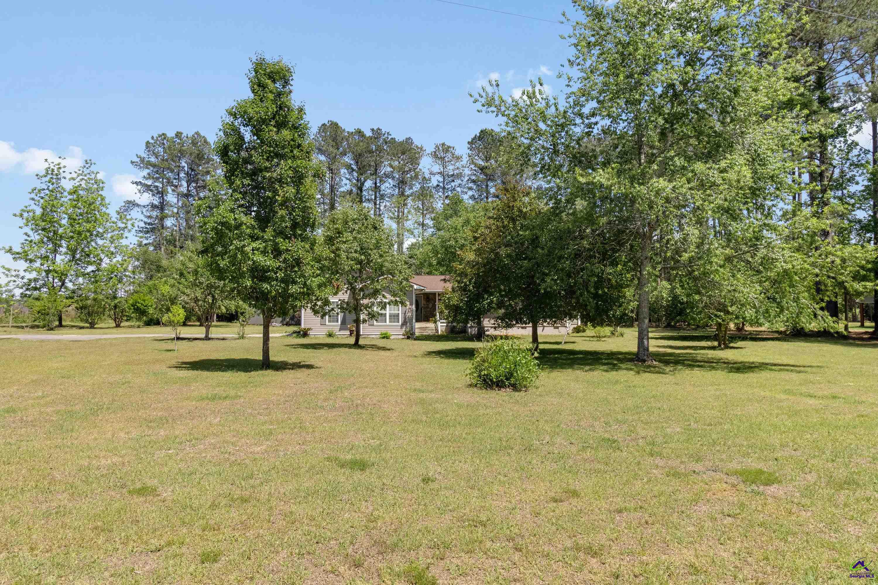 2049 Willow Lake Road Fort Valley, GA 31030 - Photo 4 of 42 Gallery Image 4