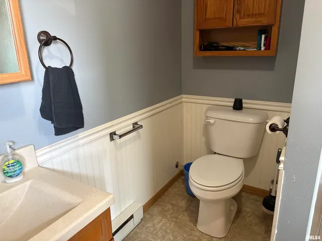 $145,000 | 17 East 5th Street, Milledgeville, IL 61051