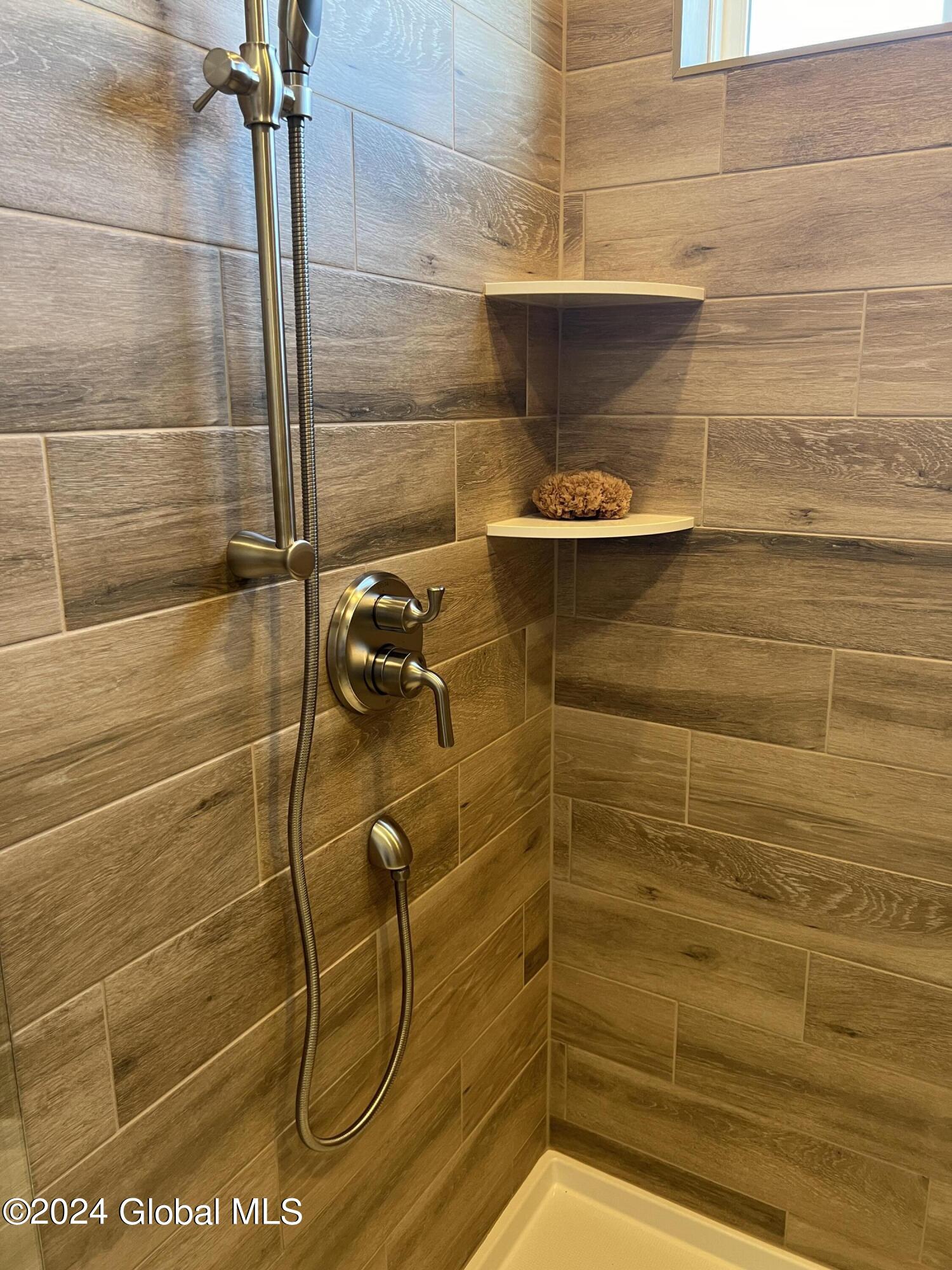 45 Sagano Street Saratoga Springs, NY 12866 - Photo 11 of 18 IMG_4011