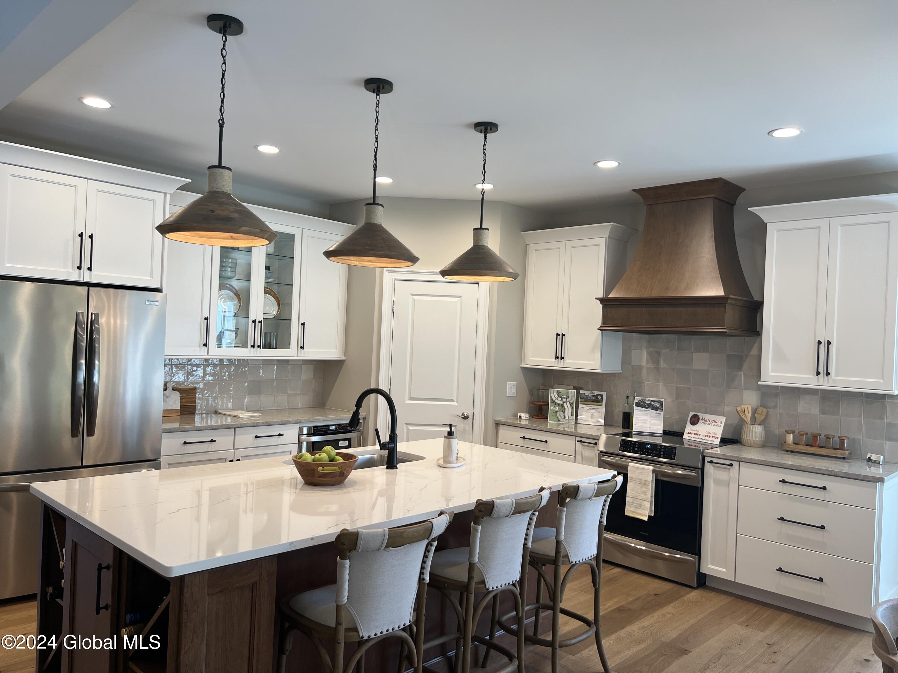 45 Sagano Street Saratoga Springs, NY 12866 - Photo 5 of 18 IMG_3986