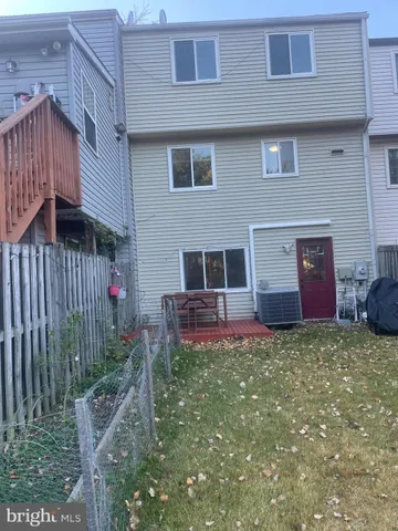 $2,900 | 11145 Captain's Walk Court, North Potomac, MD 20878