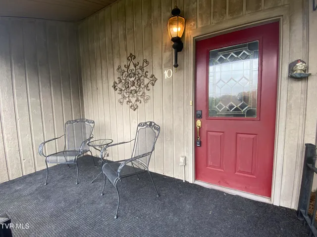 $1,750 | 10 Crouch Court, Johnson City, TN 37615