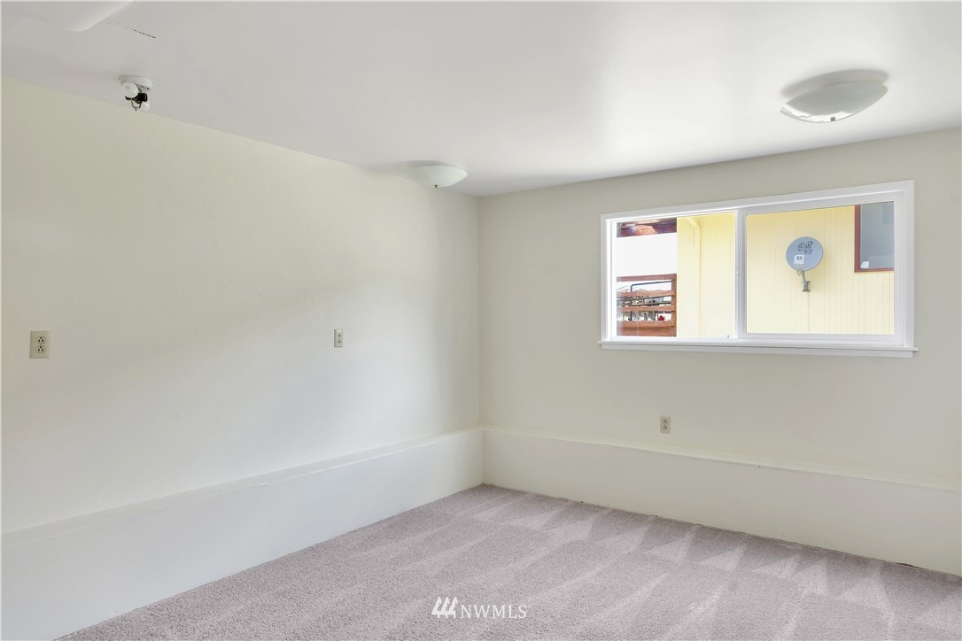 1909 Shattuck Avenue South Renton, WA 98055 - Photo 18 of 20 Gallery Image 18