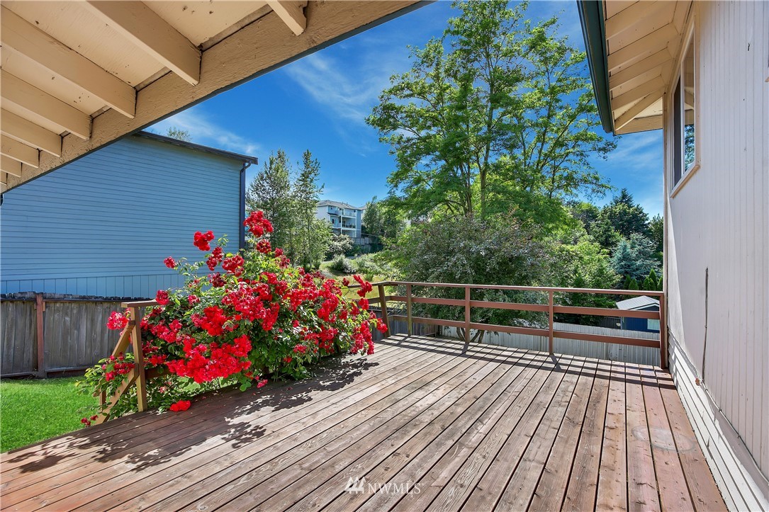 1909 Shattuck Avenue South Renton, WA 98055 - Photo 19 of 20 Gallery Image 19