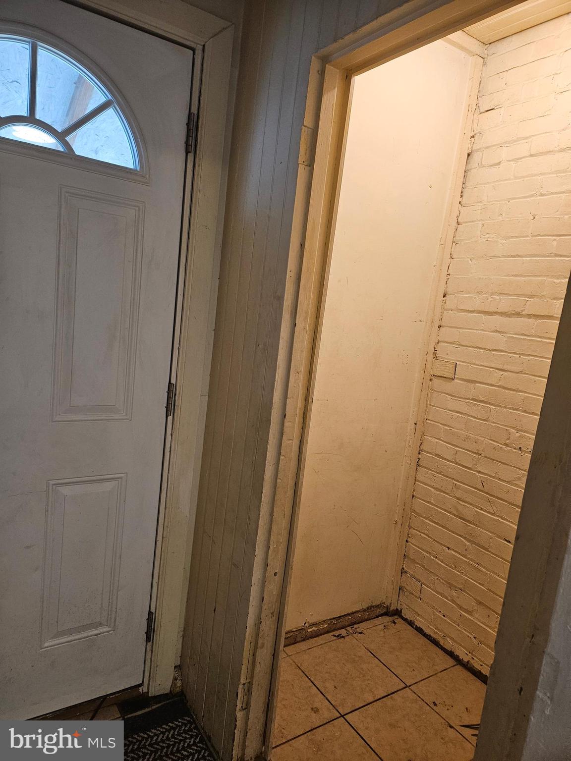 522 South 12th Street Reading, PA 19602 - Photo 5 of 12 a view of door