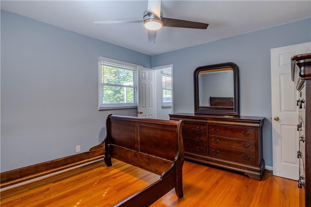 16 Drexel Drive Northwest Rome, GA 30165 - Photo 18 of 27 a room with furniture and window