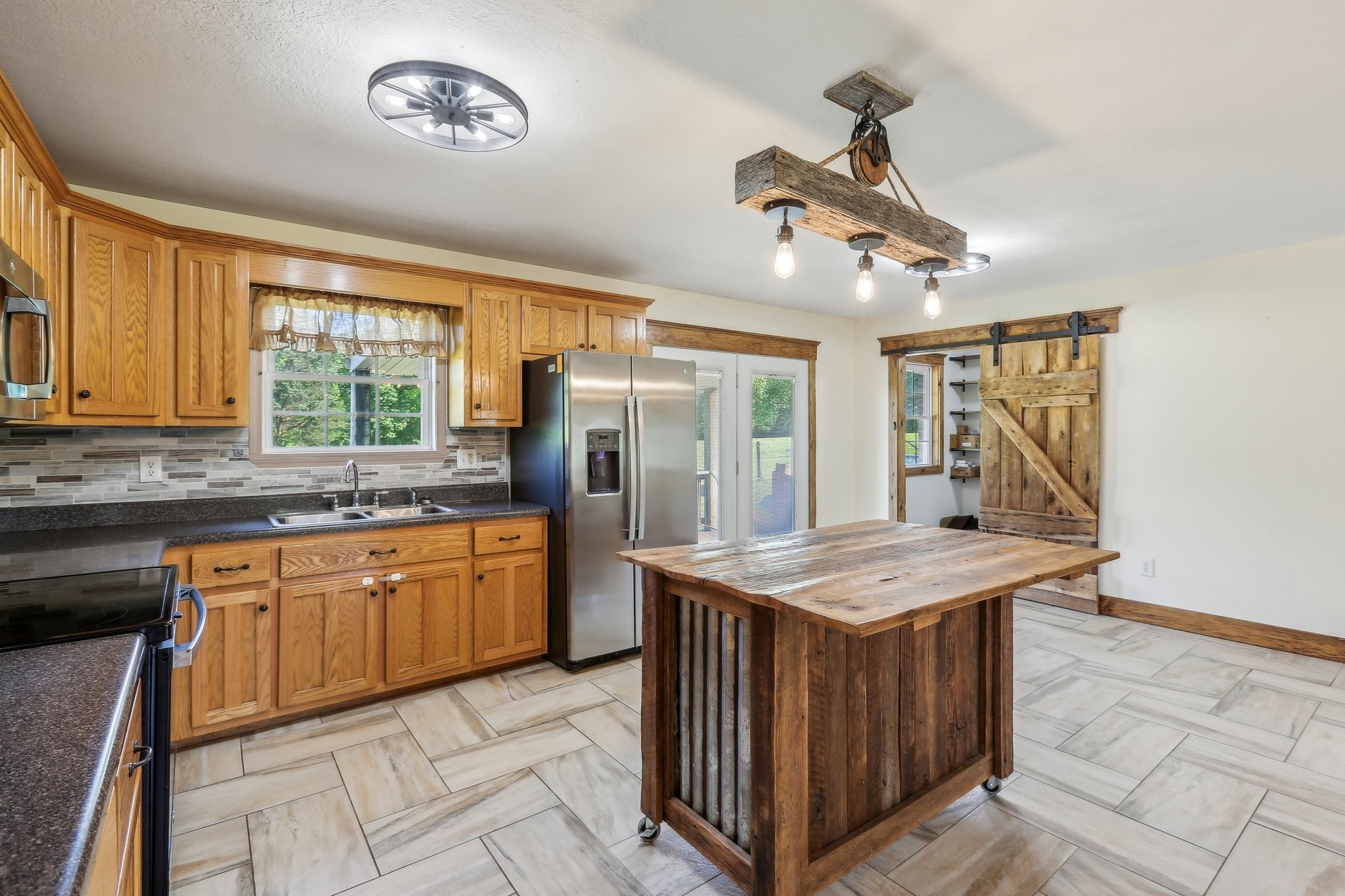 46 Seay Lane Erin, TN 37061 - Photo 13 of 47