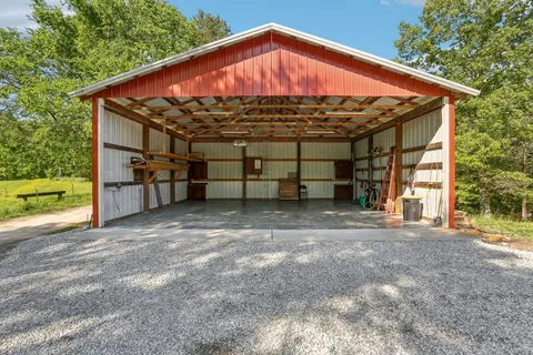 $630,000 | 46 Seay Lane, Erin, TN 37061