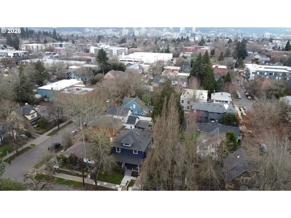 $1,295,000 | 215 Northeast 30th Avenue, Portland, OR 97232