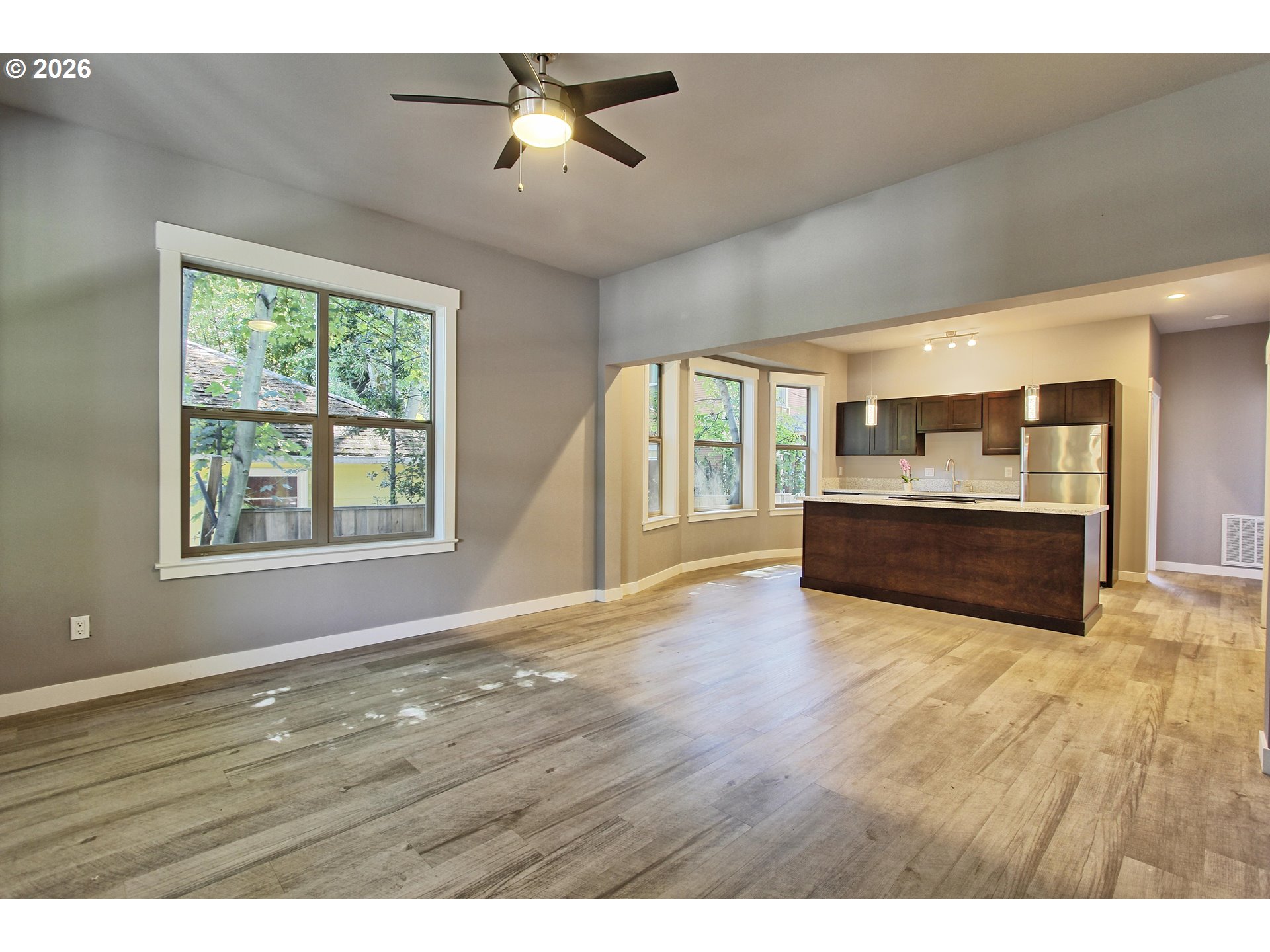215 Northeast 30th Avenue Portland, OR 97232 - Photo 7 of 19