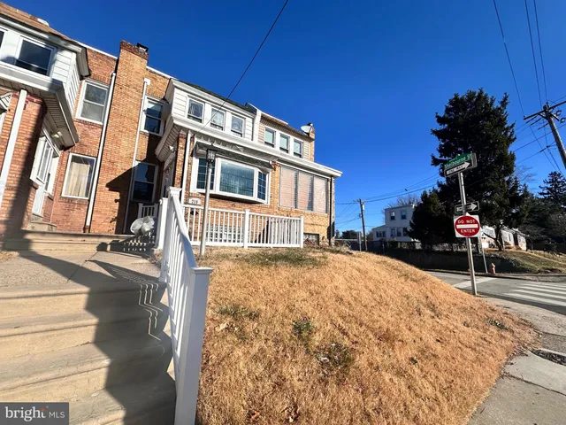 $2,300 | 219 Longshore Avenue, Philadelphia, PA 19111