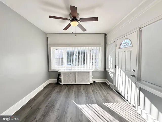 $2,300 | 219 Longshore Avenue, Philadelphia, PA 19111