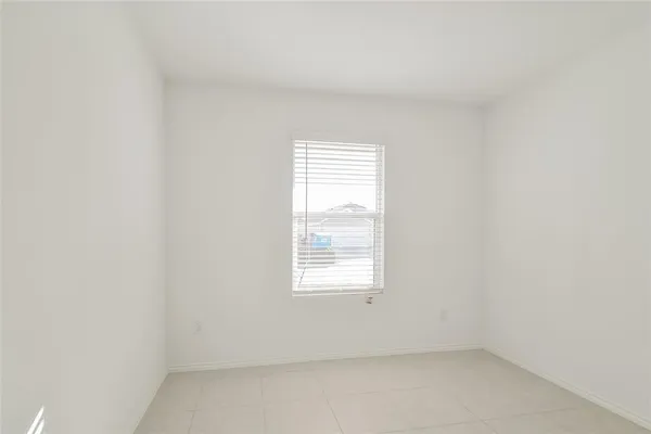 $2,105 | 122 Lemongrass Drive, Princeton, TX 75407