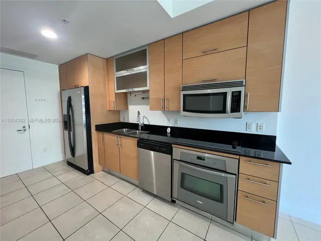 $2,750 | 60 Southwest 13th Street, Unit 1612, Miami, FL 33130