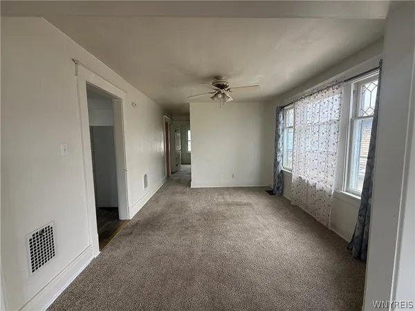 $1,150 | 216 Newburgh Avenue, Buffalo, NY 14215