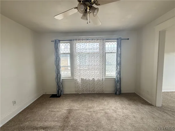 $1,150 | 216 Newburgh Avenue, Buffalo, NY 14215