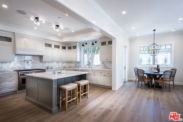 $22,000 | 530 Arbramar Avenue, Pacific Palisades, CA 90272
