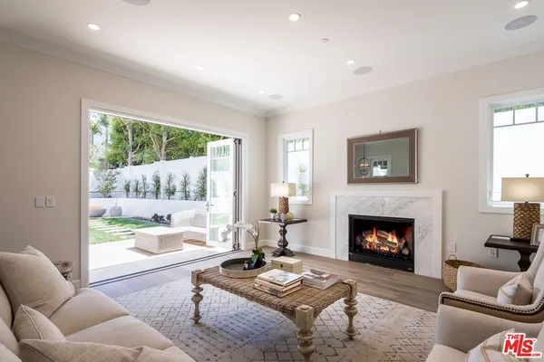 $22,000 | 530 Arbramar Avenue, Pacific Palisades, CA 90272