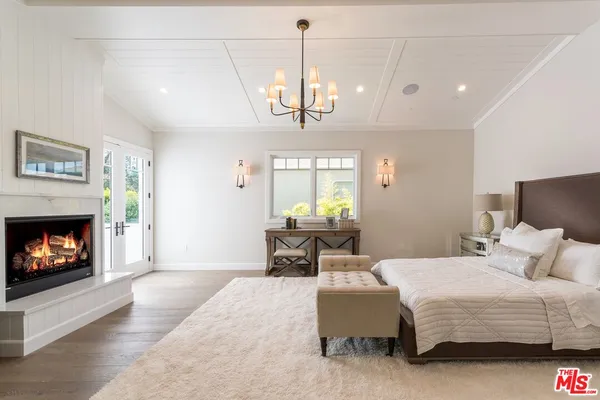 $22,000 | 530 Arbramar Avenue, Pacific Palisades, CA 90272