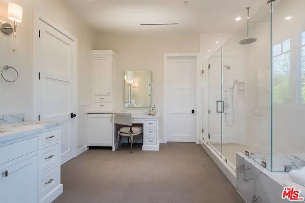 $22,000 | 530 Arbramar Avenue, Pacific Palisades, CA 90272