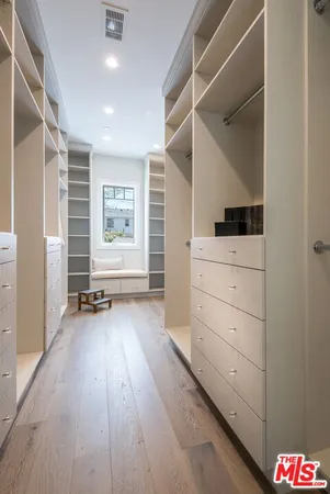 $22,000 | 530 Arbramar Avenue, Pacific Palisades, CA 90272