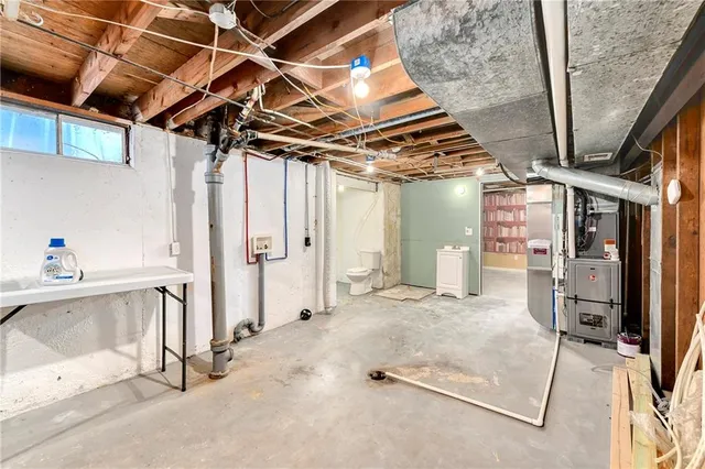 $185,000 | 12701 East Bowen Street, Independence, MO 64055