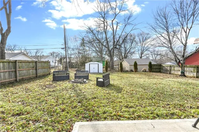 $185,000 | 12701 East Bowen Street, Independence, MO 64055