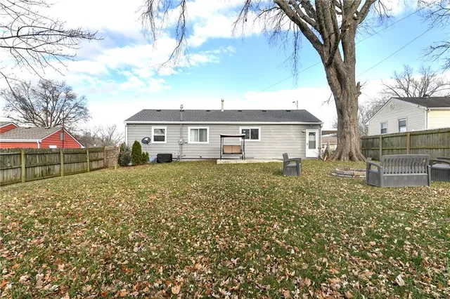 $185,000 | 12701 East Bowen Street, Independence, MO 64055