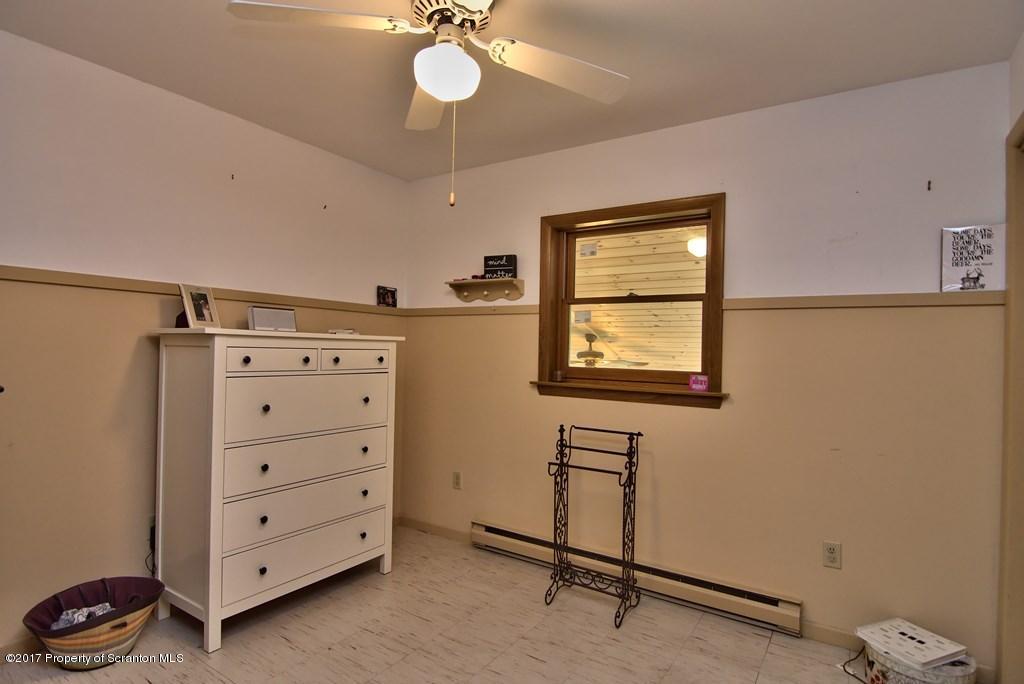 5275 Bloomington Road Moscow, PA 18444 - Photo 34 of 48 a view of a livingroom with furniture