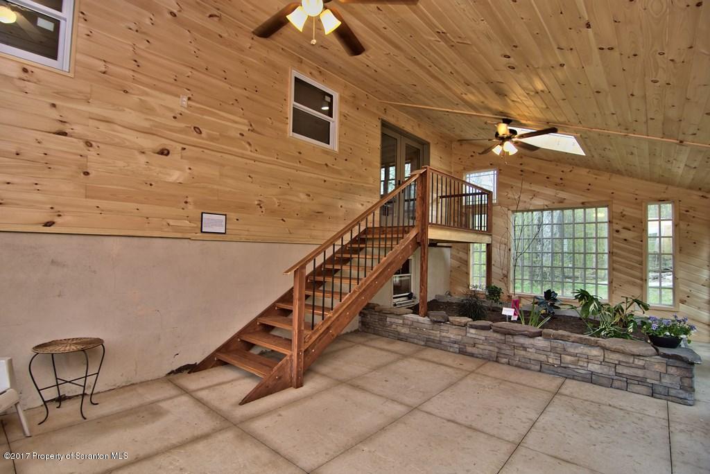 5275 Bloomington Road Moscow, PA 18444 - Photo 9 of 48