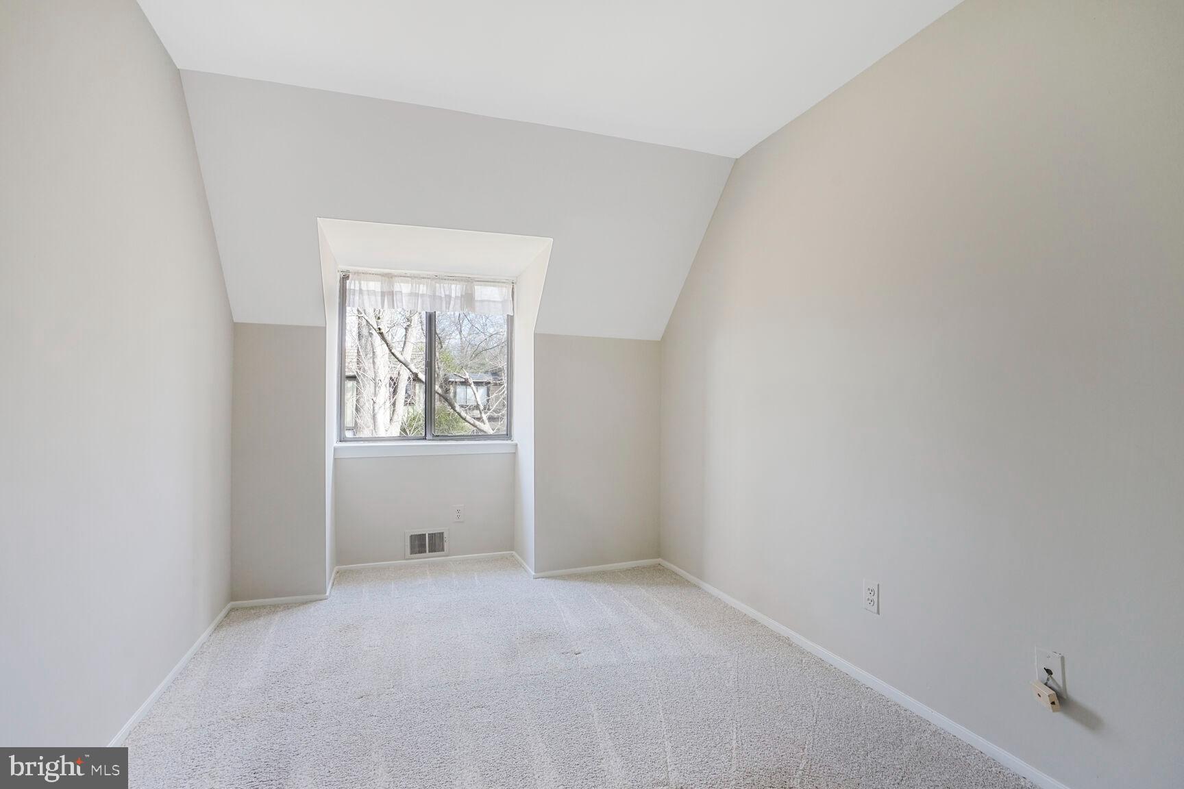 1526 Scandia Circle Reston, VA 20190 - Photo 15 of 22 a view of an empty room with a window