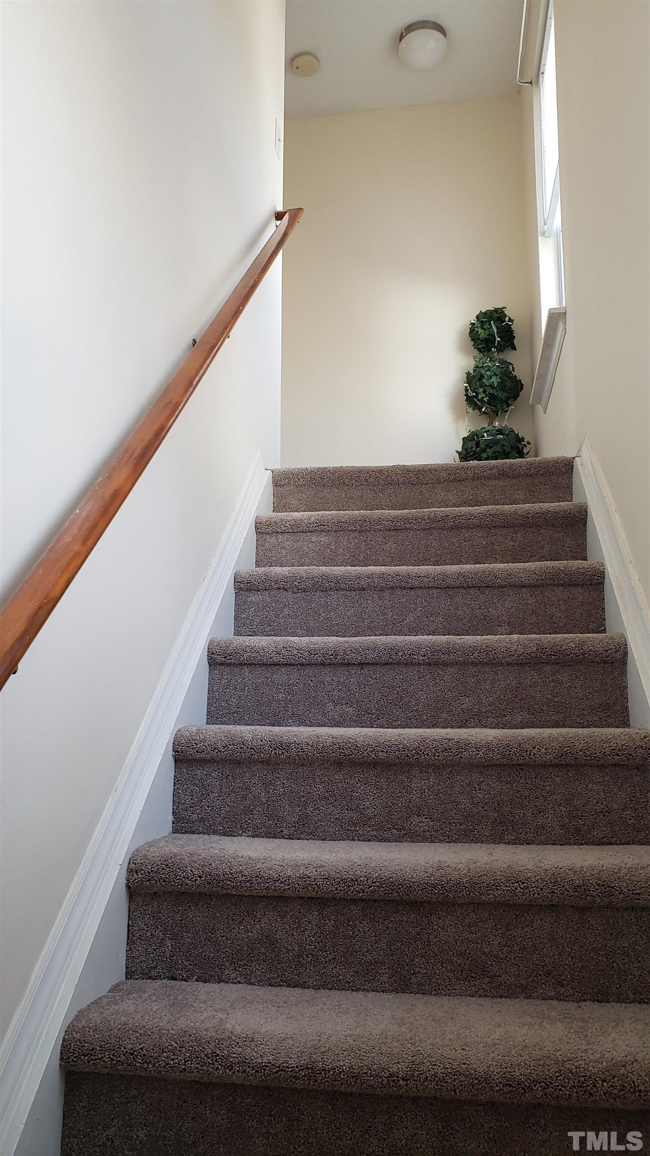 4404 Kentwell Place Raleigh, NC 27604 - Photo 8 of 11 Gallery Image 8