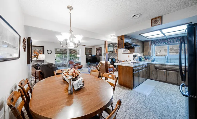 $699,999 | 20058 Cardoza Road, Los Banos, CA 93635