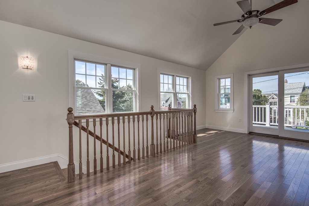 12 Rackliffe Street Gloucester, MA 01930 - Photo 9 of 17 Gallery Image 9