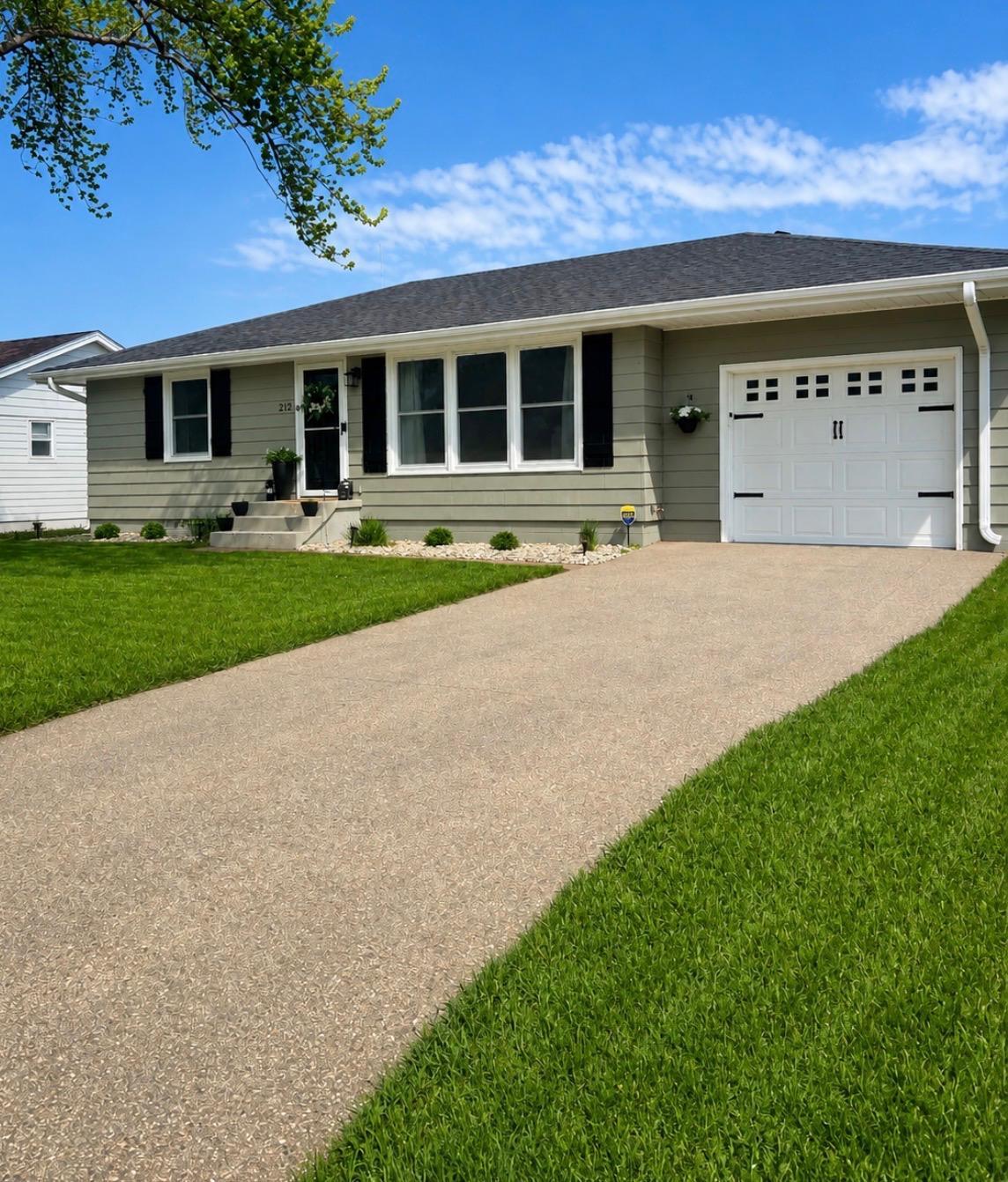 212 Sunset Drive Jordan, MN 55352 - Photo 3 of 38