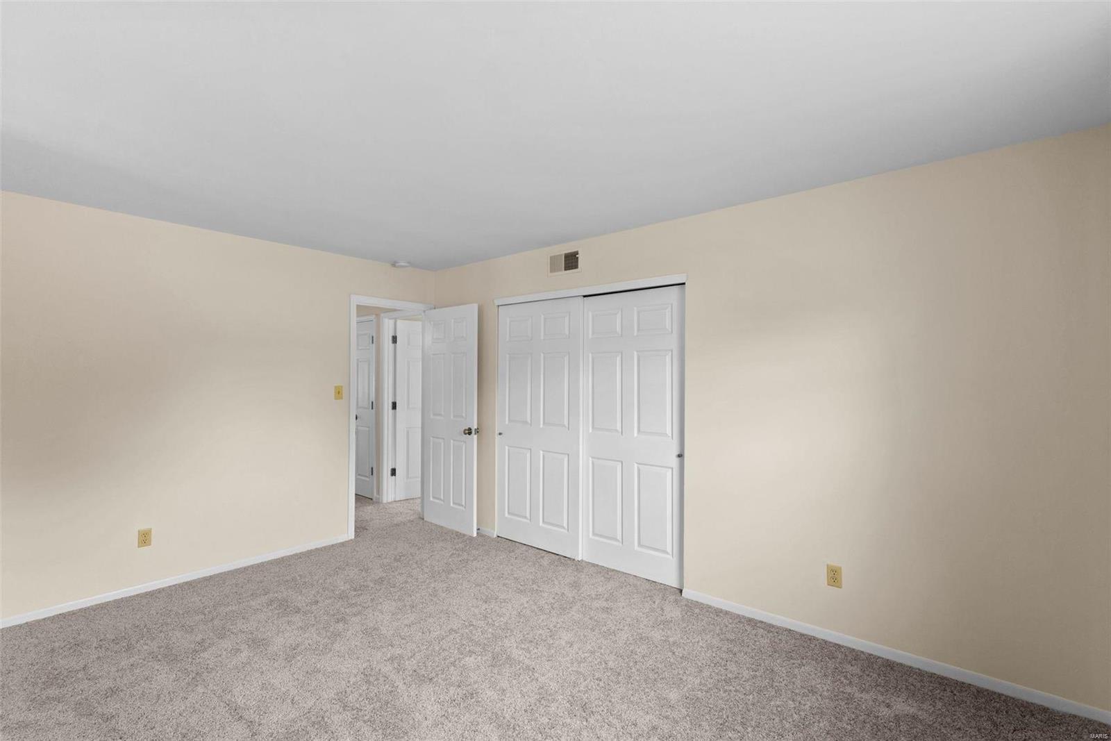 716 Reinke Road Ballwin, MO 63021 - Photo 30 of 40