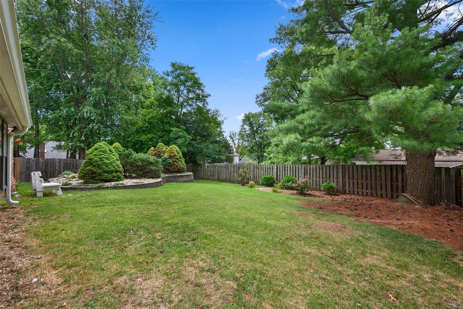 716 Reinke Road Ballwin, MO 63021 - Photo 3 of 40