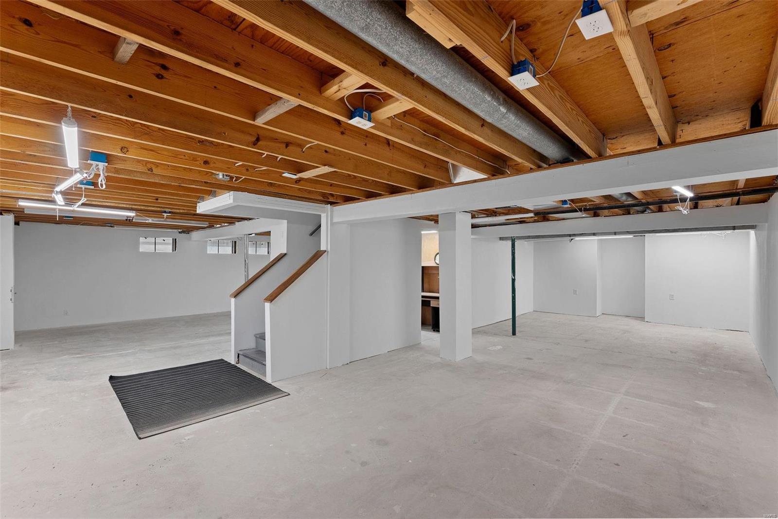 716 Reinke Road Ballwin, MO 63021 - Photo 38 of 40