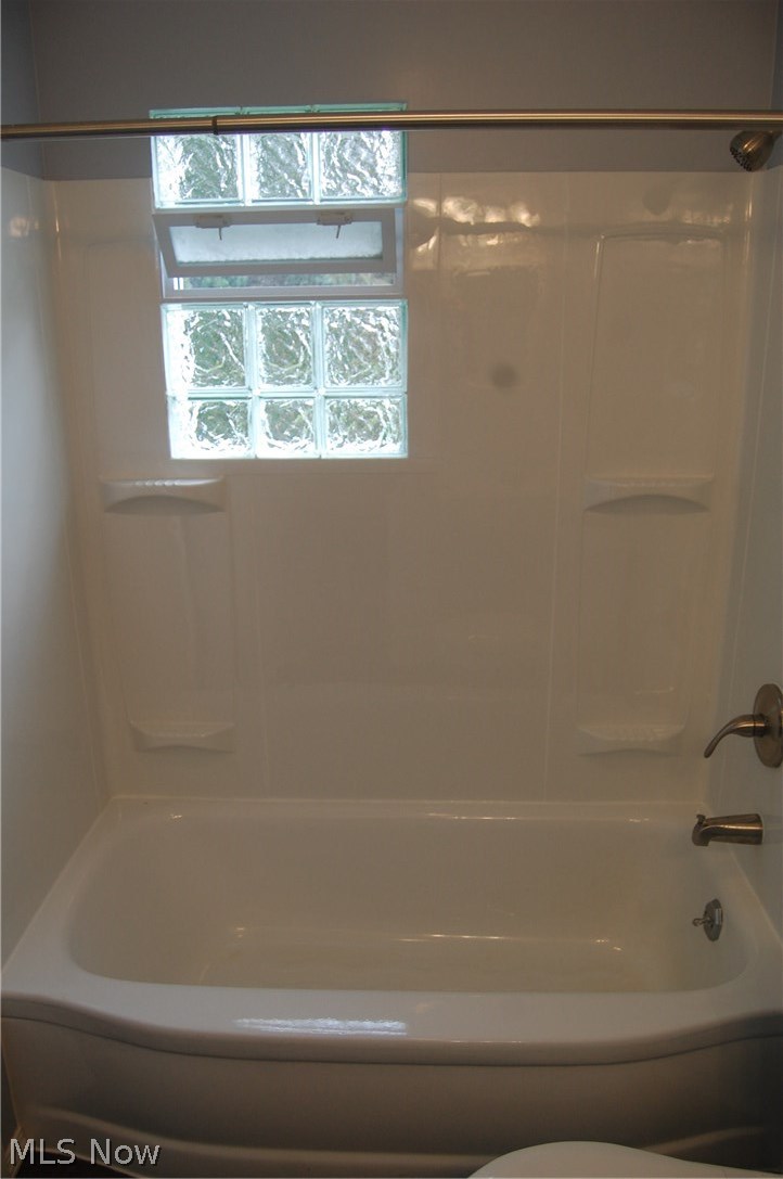 3540 Minor Road Akron, OH 44321 - Photo 10 of 33