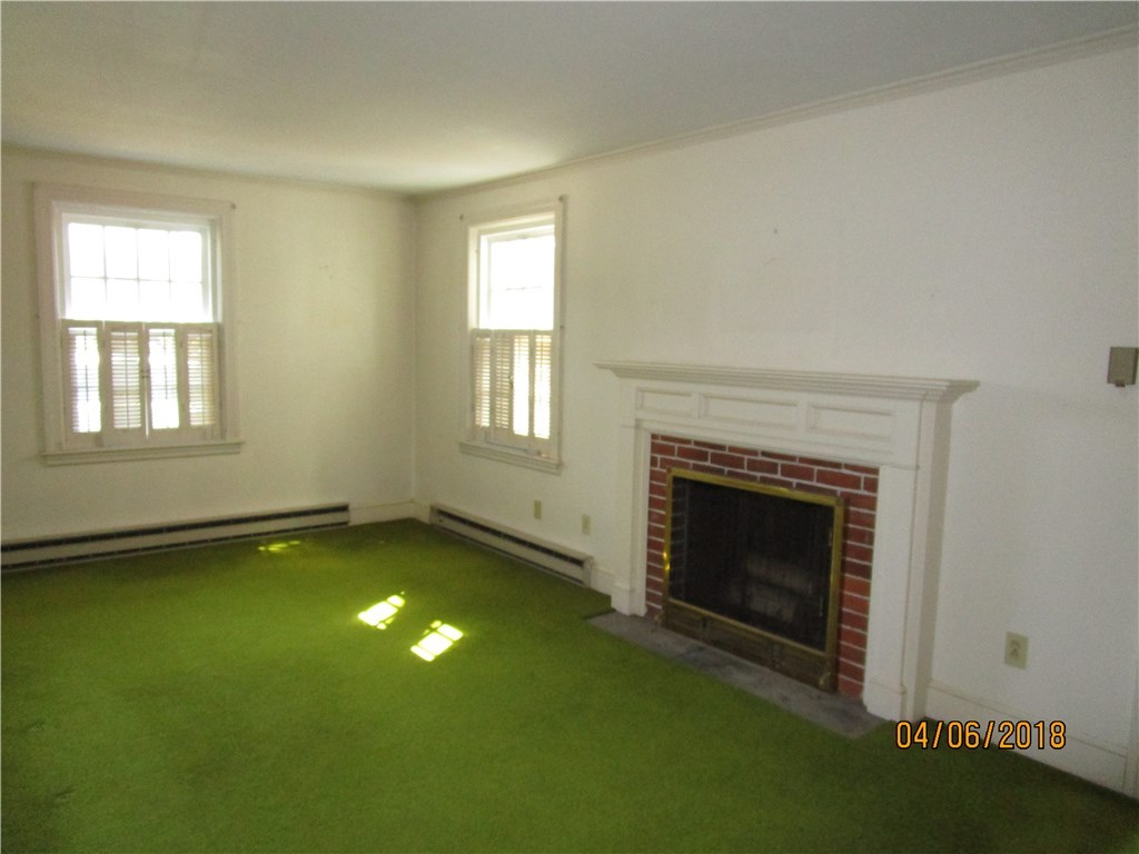 19 Adams Point Road Barrington, RI 02806 - Photo 11 of 32