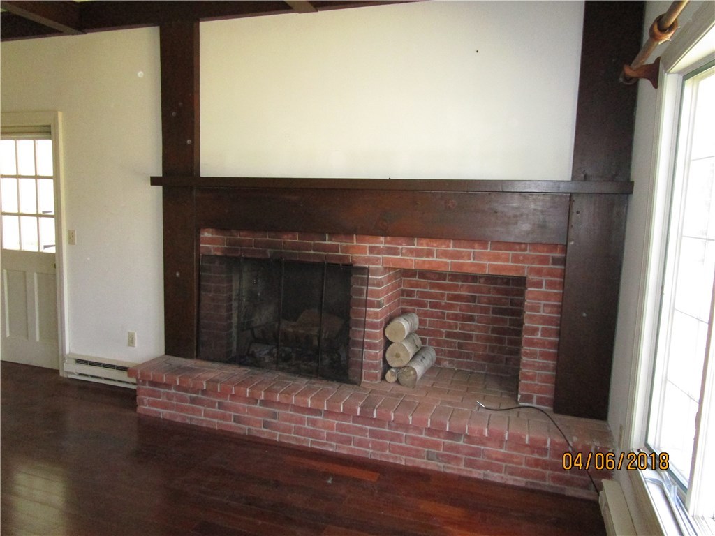 19 Adams Point Road Barrington, RI 02806 - Photo 16 of 32