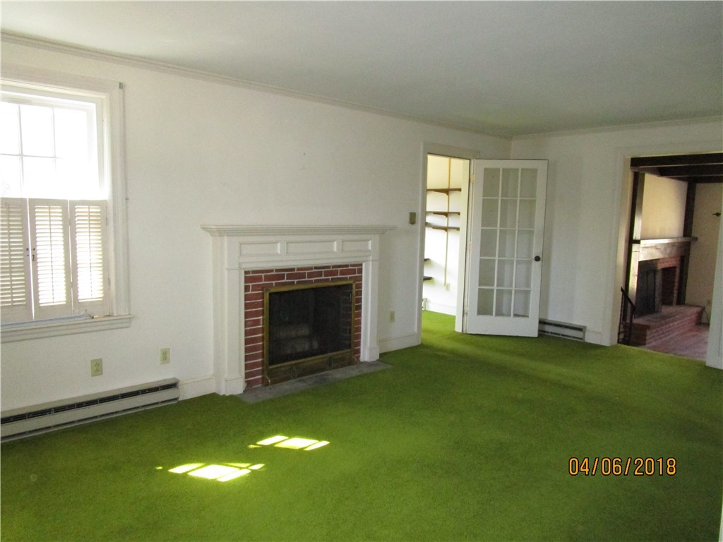 19 Adams Point Road Barrington, RI 02806 - Photo 10 of 32