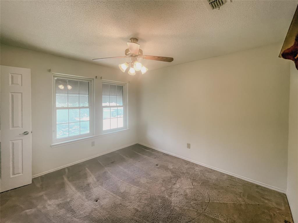 1312 Rio Grande Drive Benbrook, TX 76126 - Photo 16 of 29