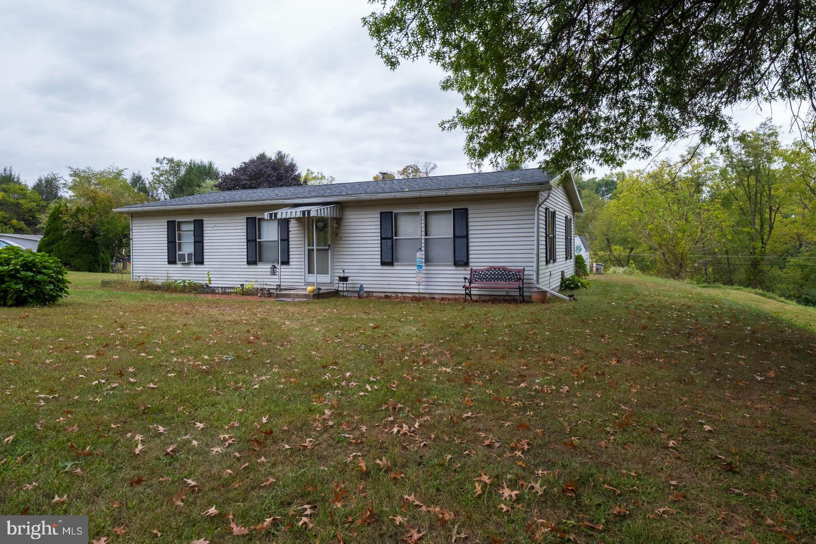 260 Wooltown Road Wernersville, PA 19565 - Photo 3 of 24 Gallery Image 3