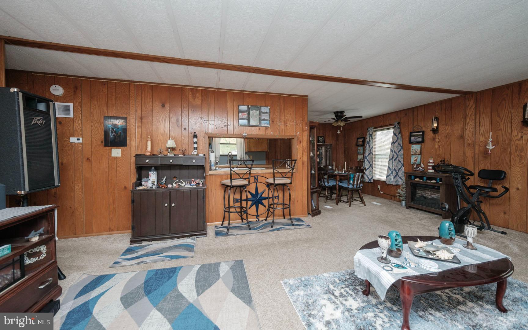 260 Wooltown Road Wernersville, PA 19565 - Photo 9 of 24 Living Room
