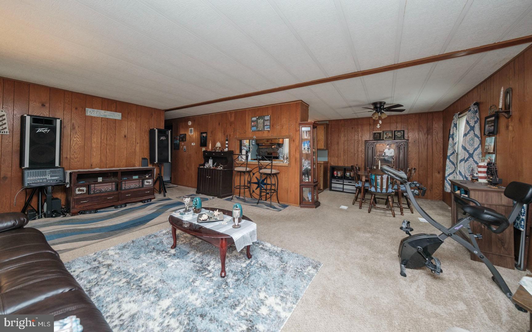 260 Wooltown Road Wernersville, PA 19565 - Photo 10 of 24 Living Room